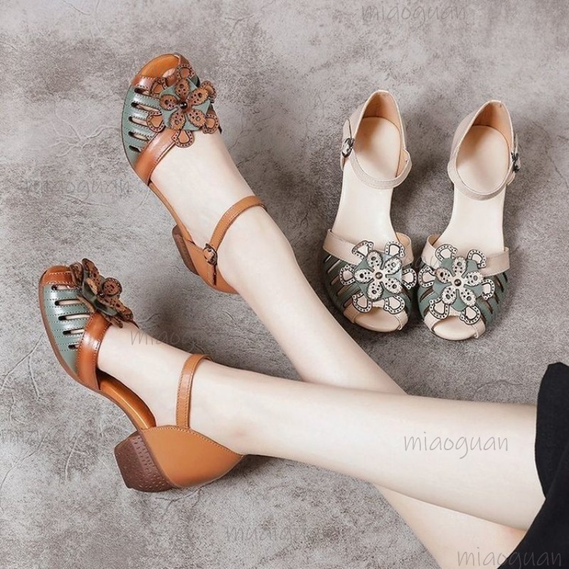 Vintage Outdoor Fashion - Women's Vintage Peep Toe Gladiator Sandals