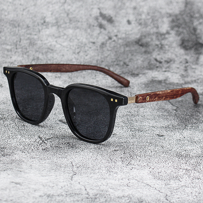 Vintage Outdoor Fashion - Trendy Men Vintage Wooden Frame Sunglasses
