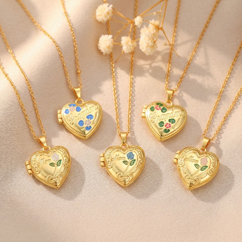 Vintage Fashion Meaning - Vintage Heart Locket Necklace Gold Plated