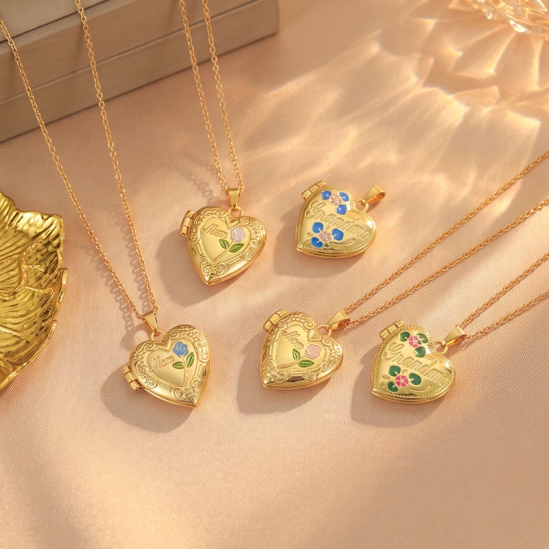 Vintage Heart Locket Necklace  - огляд і ціна Vintage Fashion Meaning