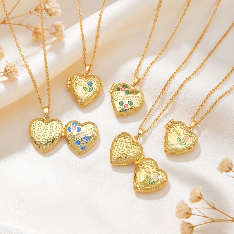 Vintage Heart Locket Necklace  - огляд і ціна Vintage Fashion Meaning
